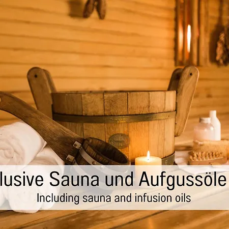 Waldhaus: Sauna | Kamin