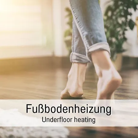 Waldhaus: Sauna | Kamin *